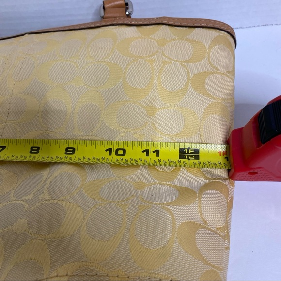 Coach yellow signature tote bag - Picture 14 of 15